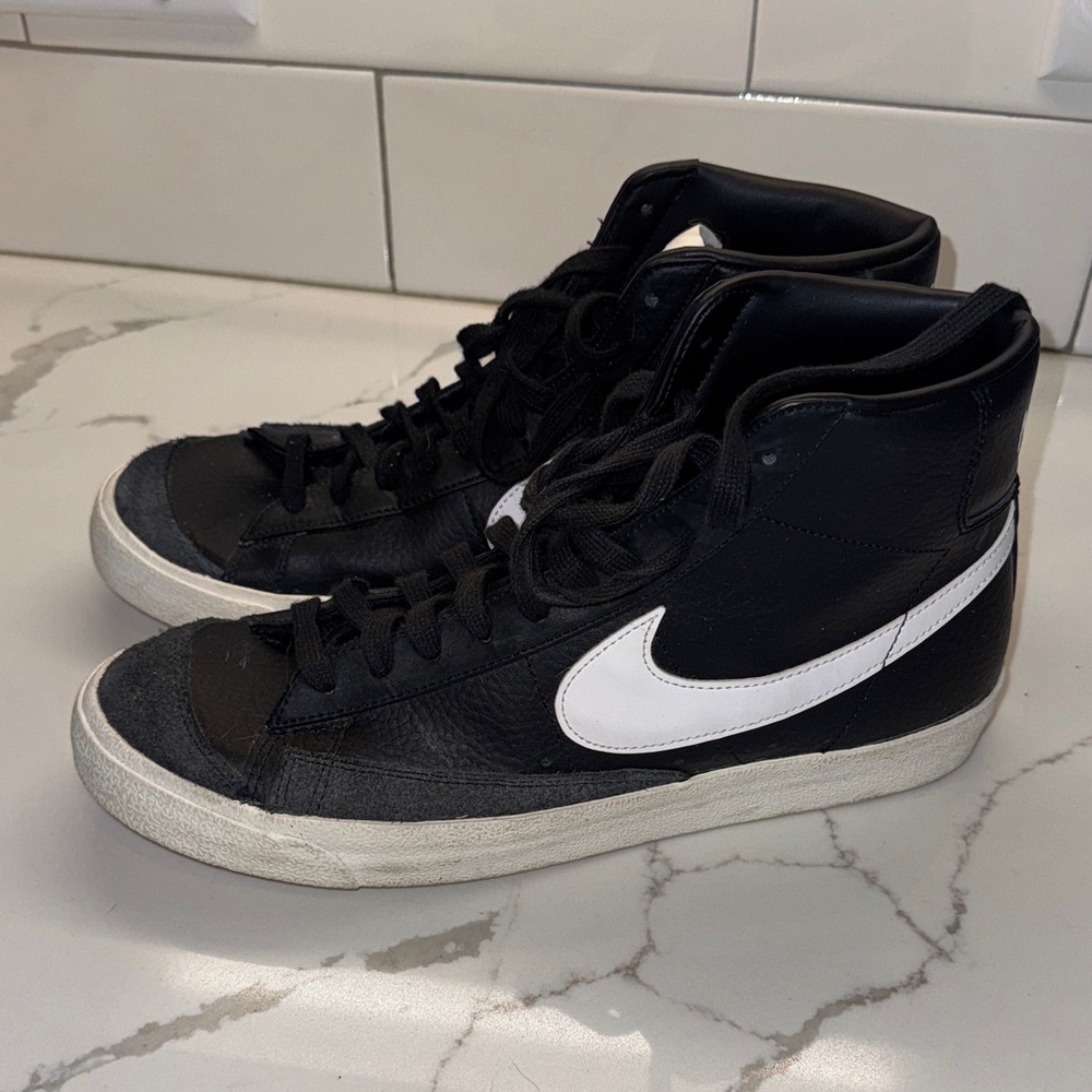 Nike Blazers Black Sneakers